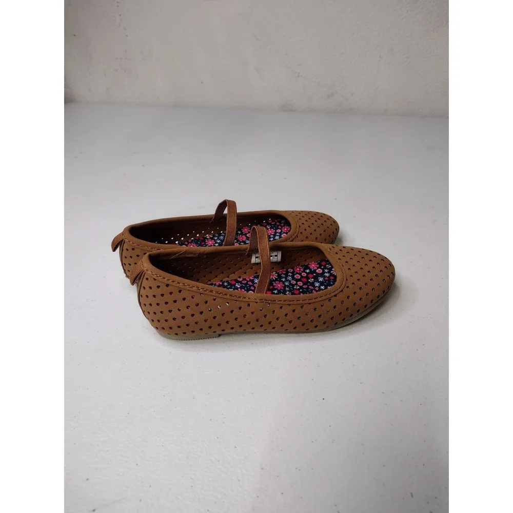 Carters Girls Tan Brown Perforated Heart Mary Jane Ballet Flats Size 12 Kids